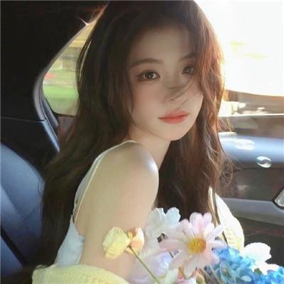 芒果和红色轮椅